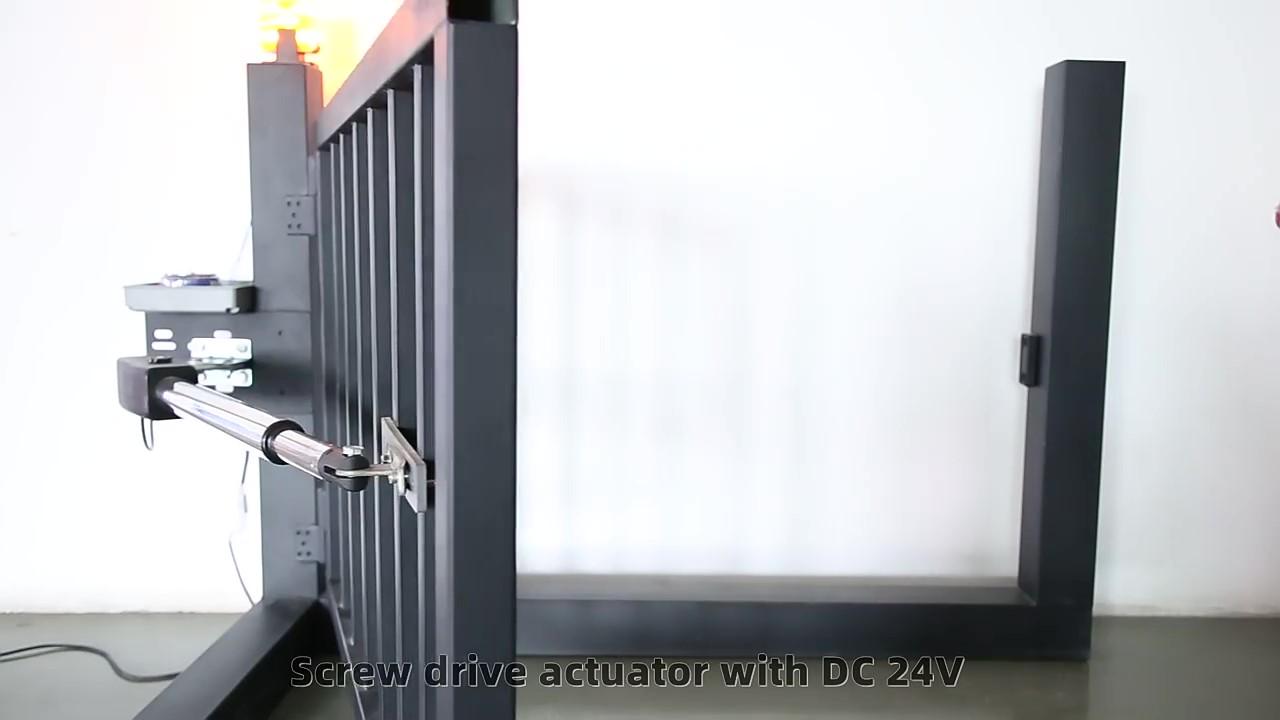 Gate opener in use 3